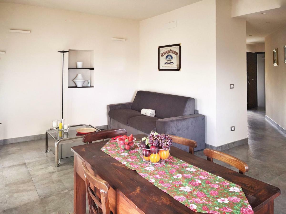 סאבונה Appartamento Deluxe Con Terrazza Sul Mare מראה חיצוני תמונה